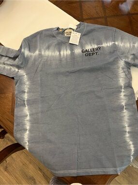 Gallery Dept Men’s Light Blue Tie-Dye Crewneck Shirt
